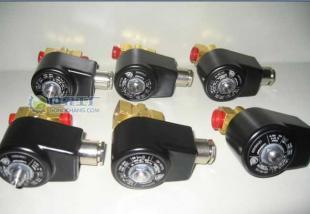PARKER电磁阀121Z2323 XT09 工业自动化中的精密控制核心